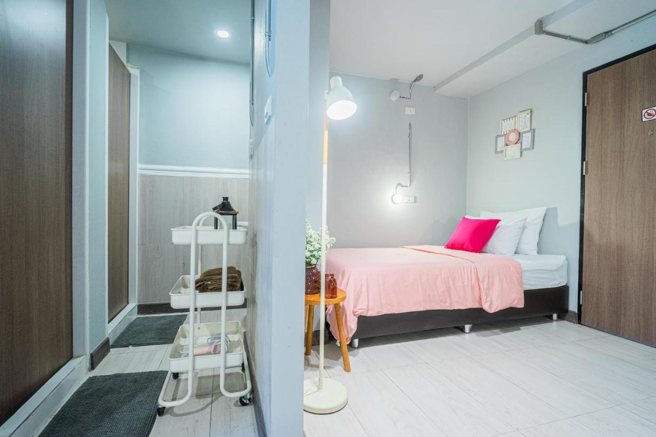 Warm Casa Chiangmai Vandrehjem Chiang Mai Eksteriør billede